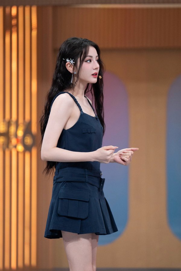 银丰配资 迪丽热巴也演短剧了！